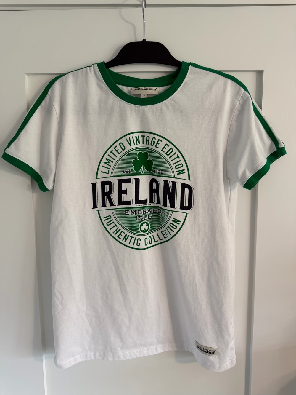 Irish Connexxion Ireland Graphic Ringer Tee Size Small